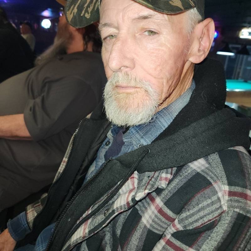 Manny, 70, Gillette