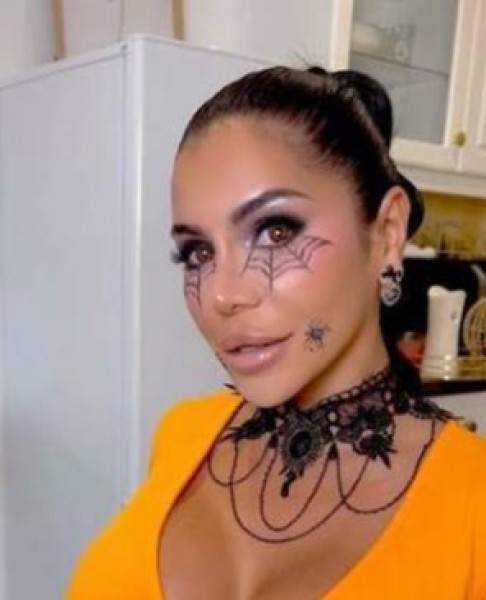 Annie’s, 28, Jzefw
