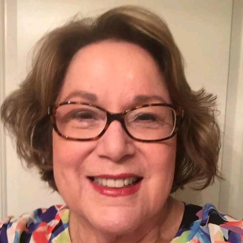 LINDA GARU, 66, Sittingbourne