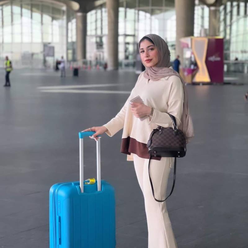Amira, 32, Great Missenden