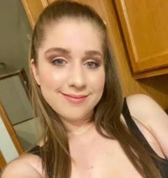 Laura Smith, 30, Norway