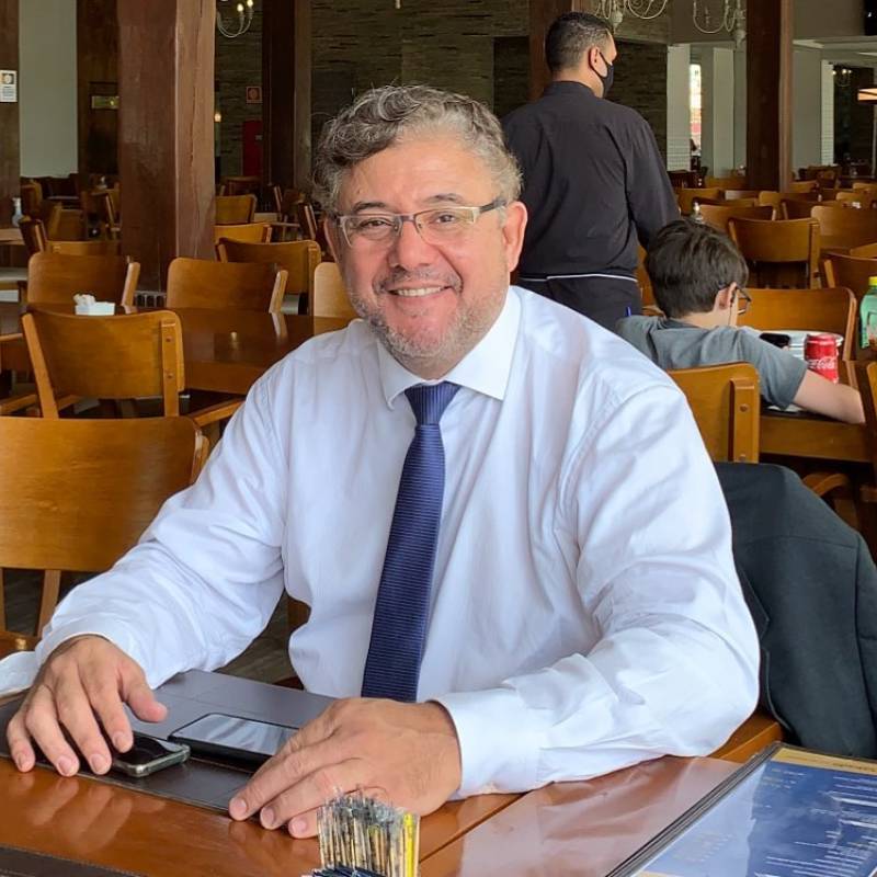 Marco, 61, Bouafl