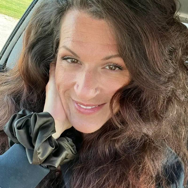 Angie D Blake, 42, Samax