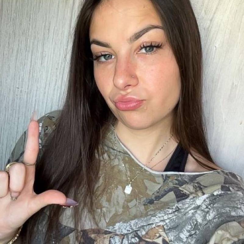 Briana, 27, Seria