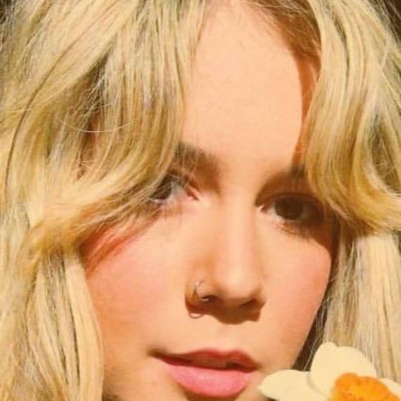 Rose, 41, Tavarede