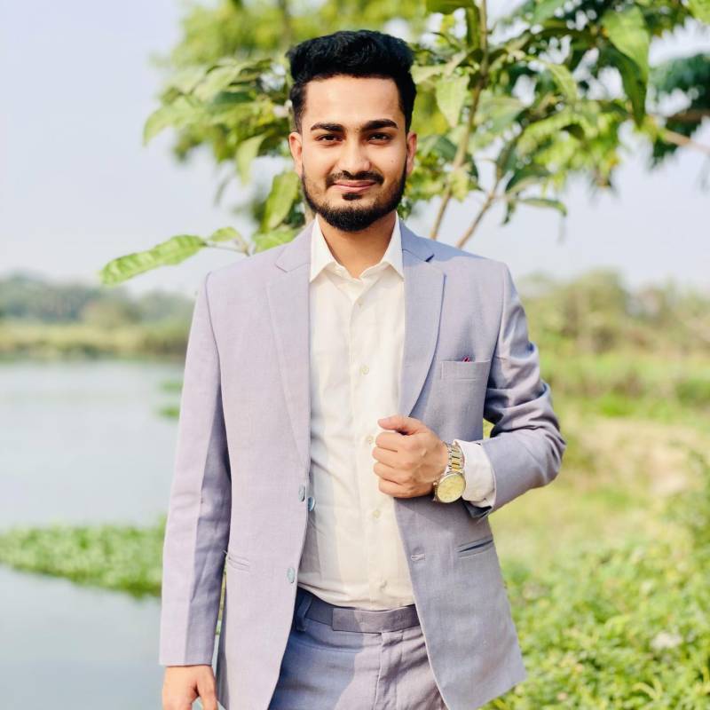 Faruk, 26, Woking