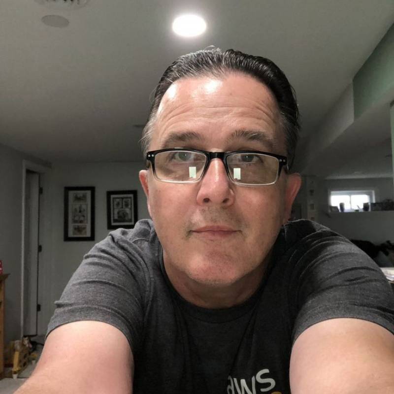 Thomas, 36, Mahinawan