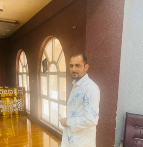 Dr:Nisar Ahmad Miakhil, 39, Napoli