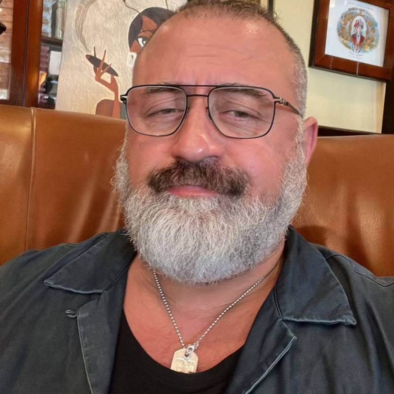 Greg Huston, 62, Joser