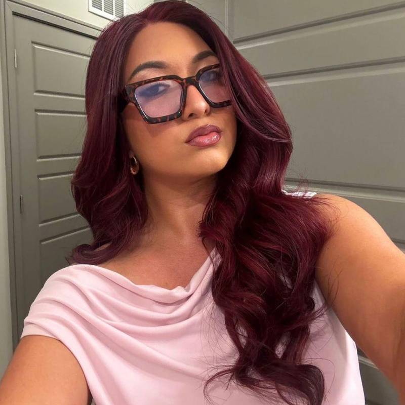Angelina, 37, Bartlett