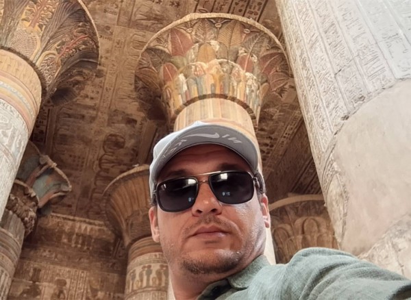 Mo345, 38, Mclean