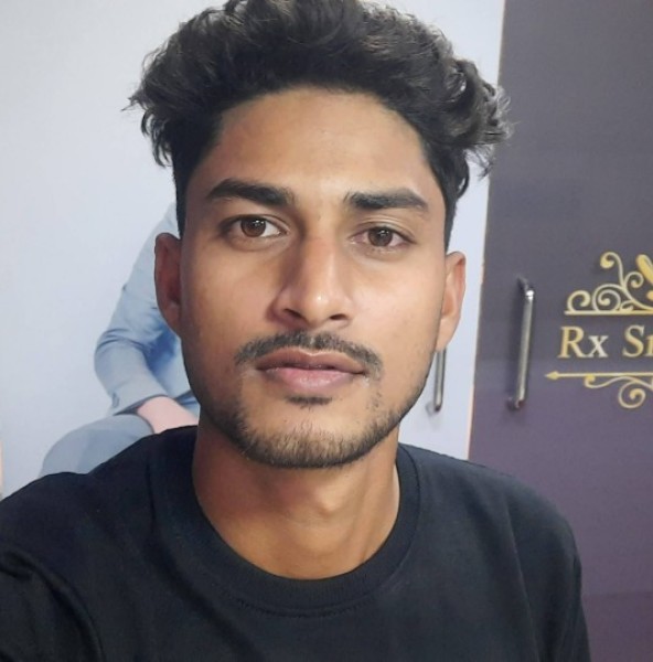 Ayon, 23, Barinas