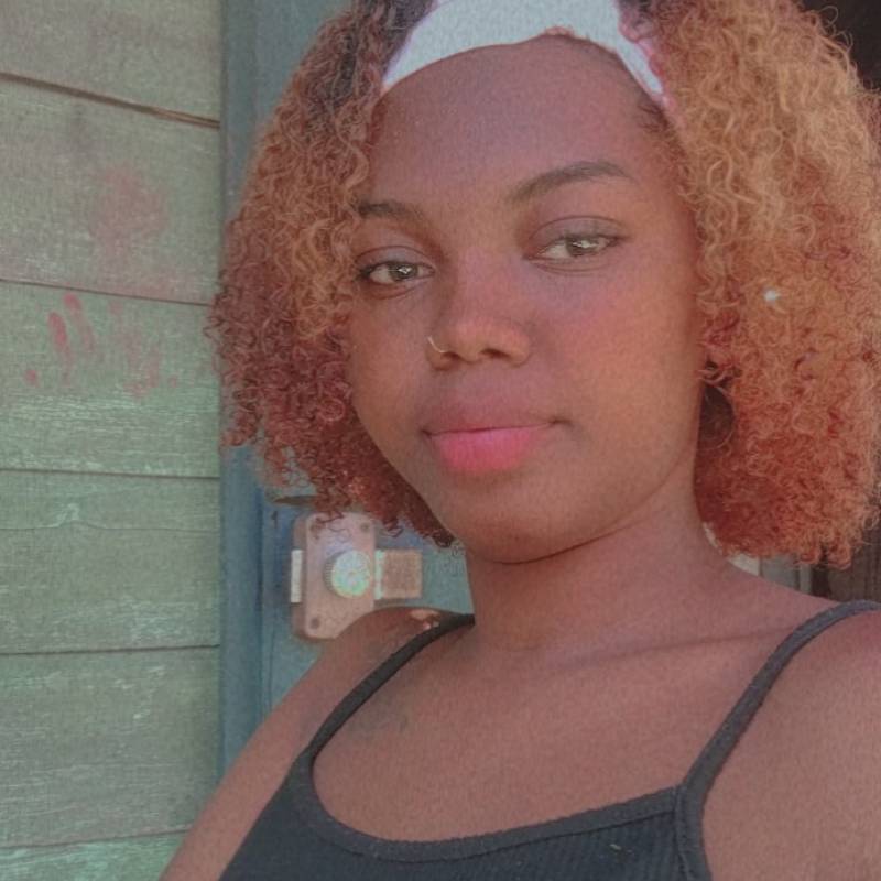 Naya, 22, Lincoln