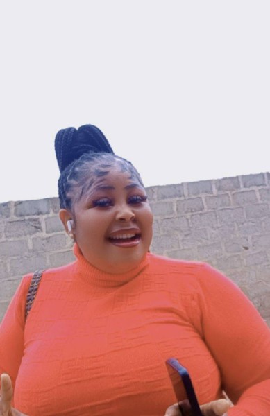 Chioma, 33, Drezdenko