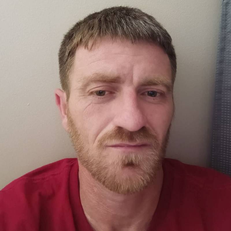 Waylon, 44, Candiac