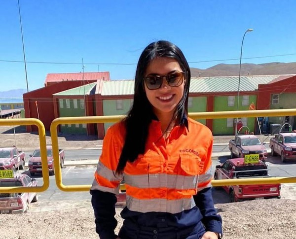 Jenny, 26, Shark