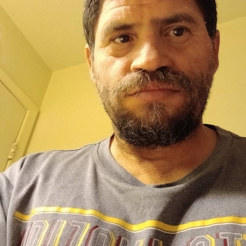 Dallas, 47, Ufeyn
