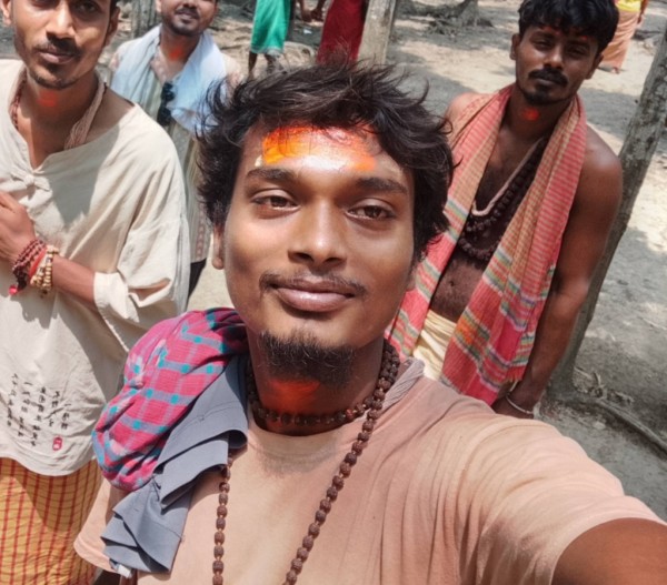 Bikesh, 26, Saren