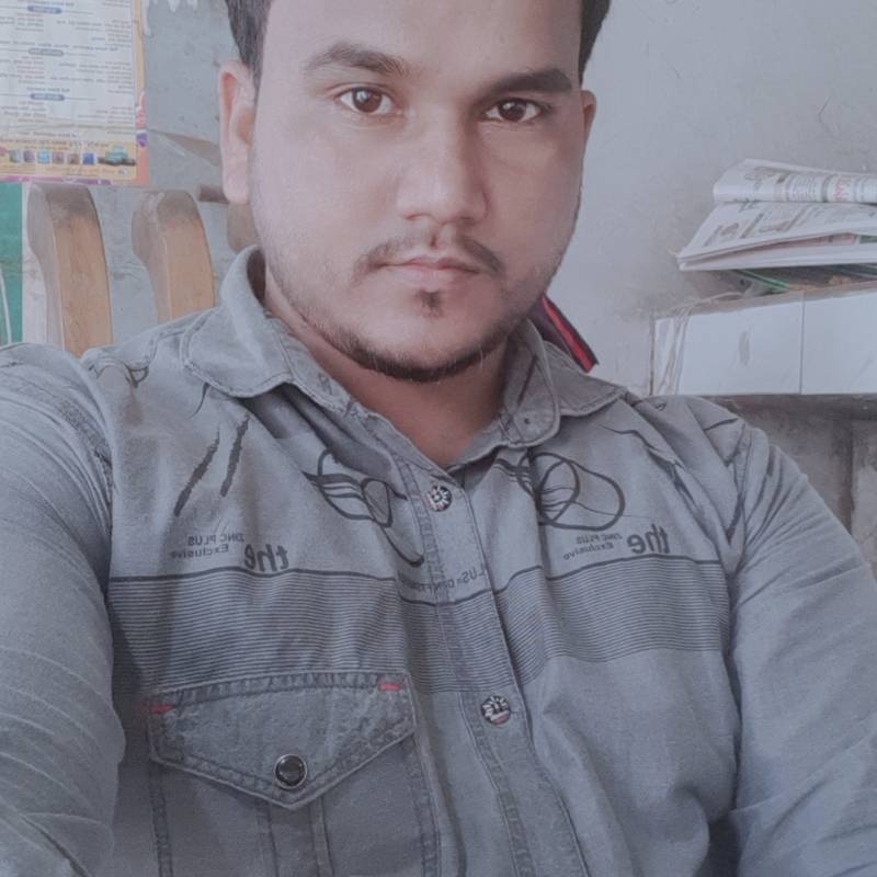 Ahmed, 31, Edina