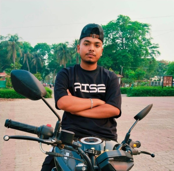 MD Golam Rabbani, 21, Francisco Morato