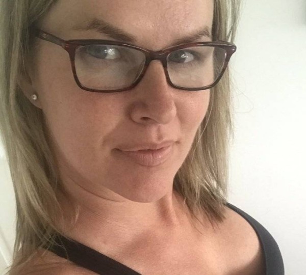 Sophie, 41, Amblecote