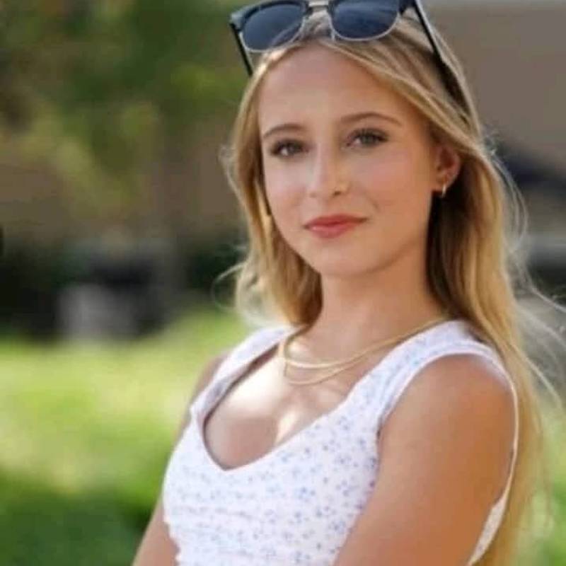 Caliee, 27, Wielu