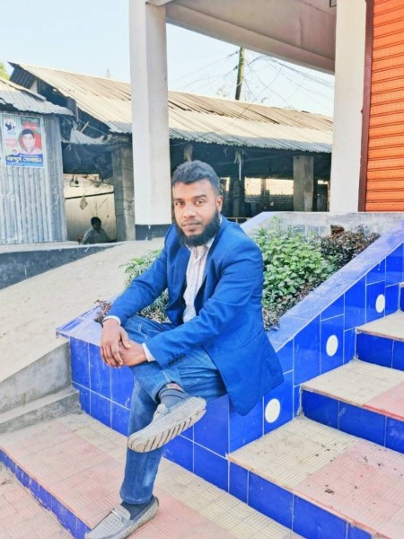 Mahamud, 30, Salcedo