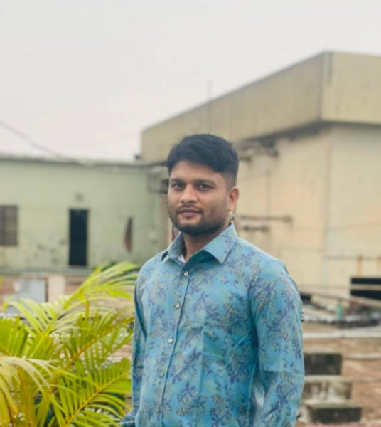 Sk Sabuj, 32, Gukeng