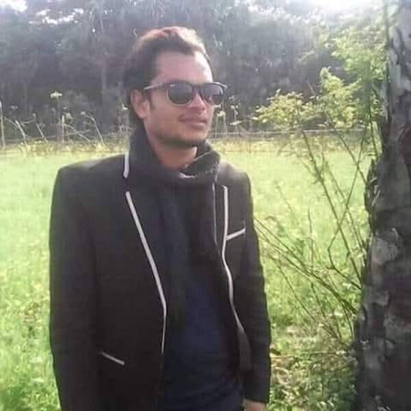 Parvez, 35, Gueda