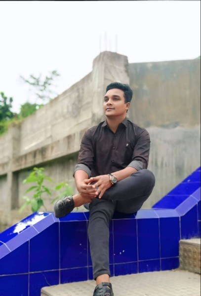 MD Nur, 36, Bhikhi