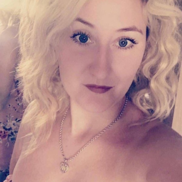 Holz, 47, Kimwanyi
