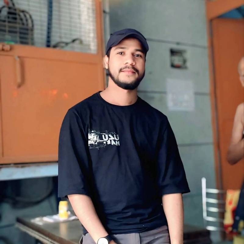 Jamil, 32, Yamaga