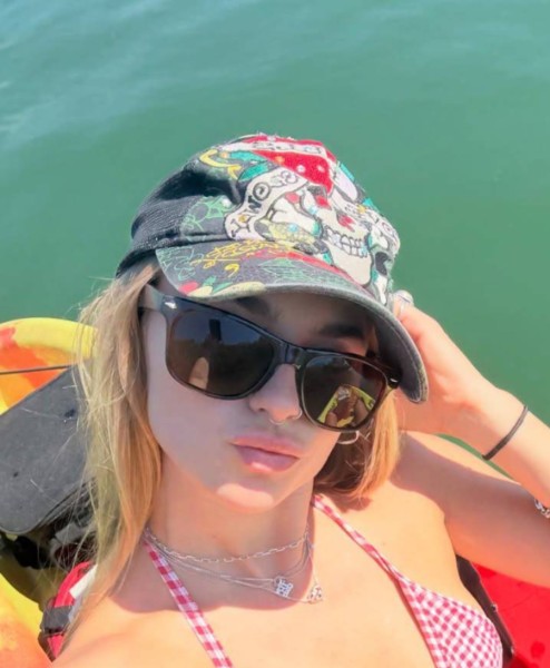 Stephanie, 29, Curralinho