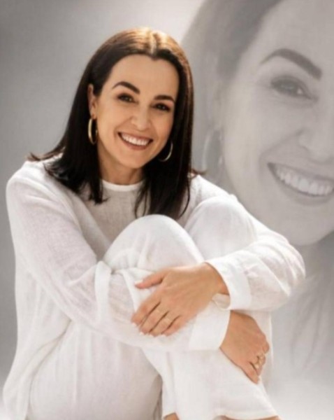 Vale, 48, Congo