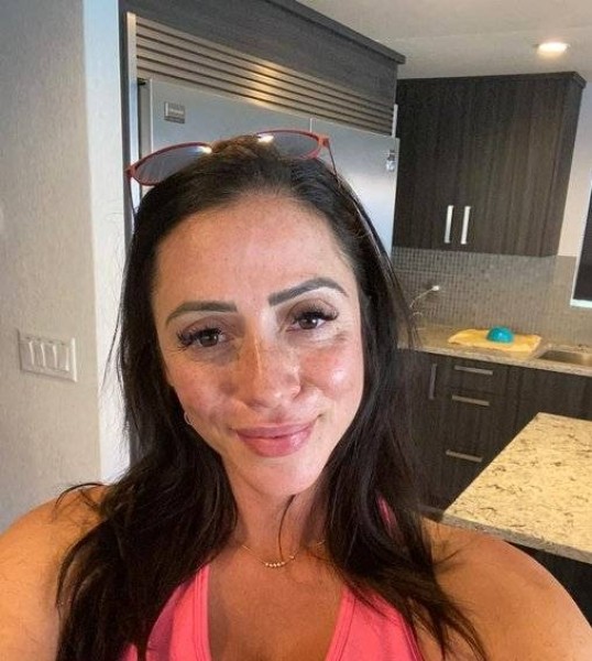 Brandi Rhodes, 36, Capas