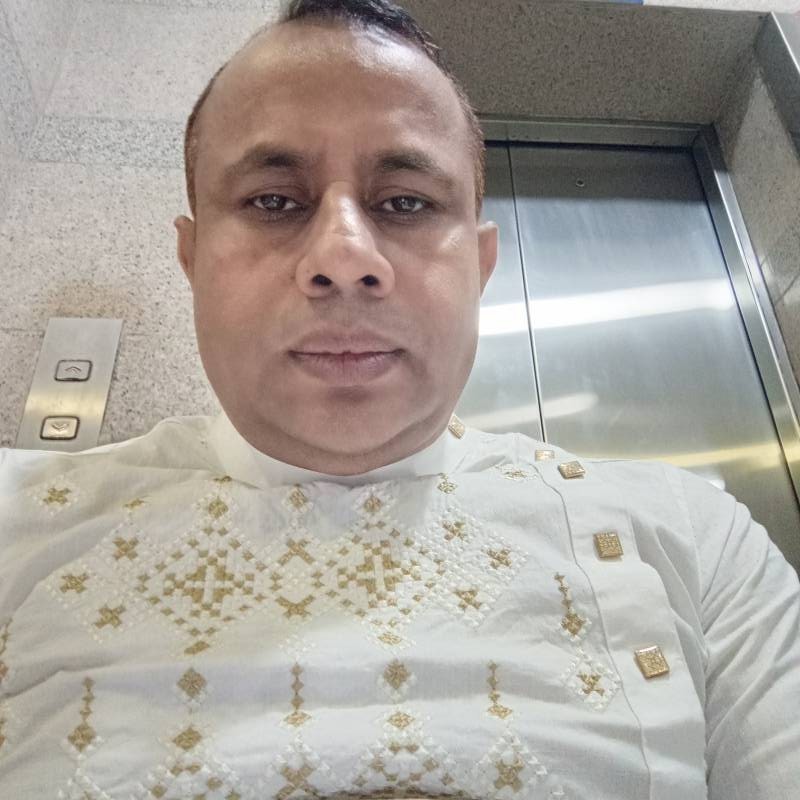 Shahin, 18, Ha Thng