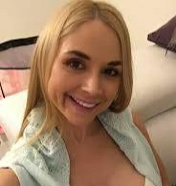 bella, 40, Ungutru