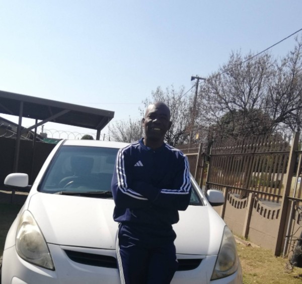 James, 57, Xamaz