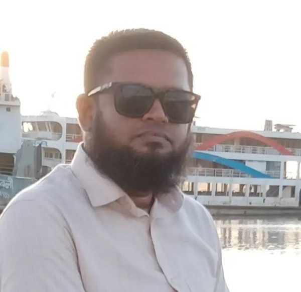 Toriqul Islam, 39, Perpignan
