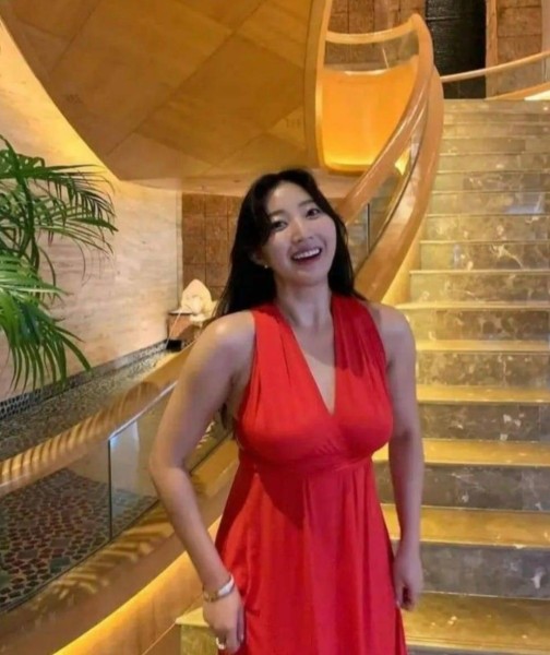 Fang, 30, Luqiao