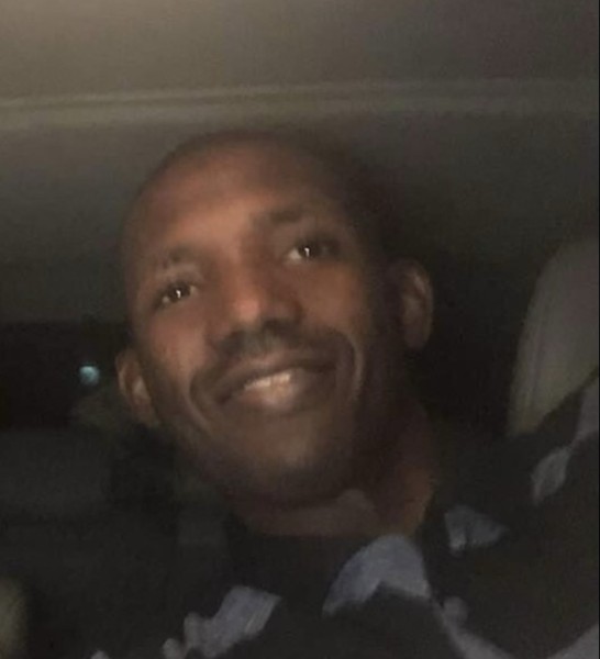 Ibrahim, 42, La