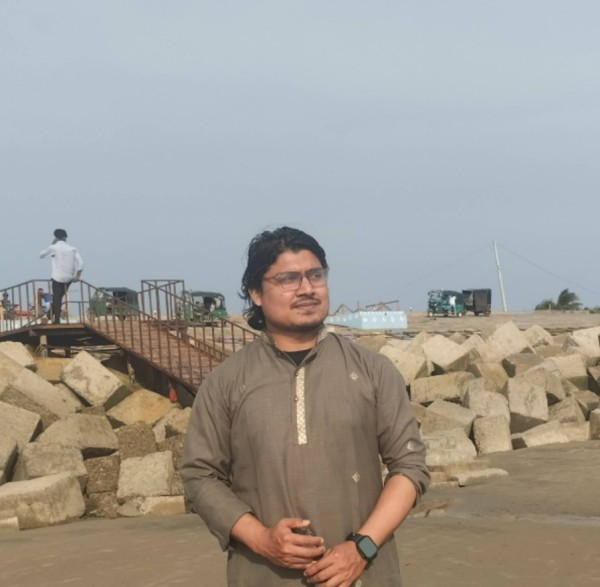 Anis, 25, Corrente