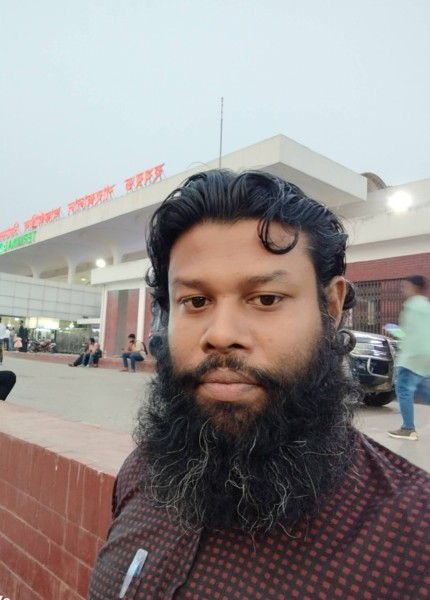 Md Ashraf, 35, Shahzadpur