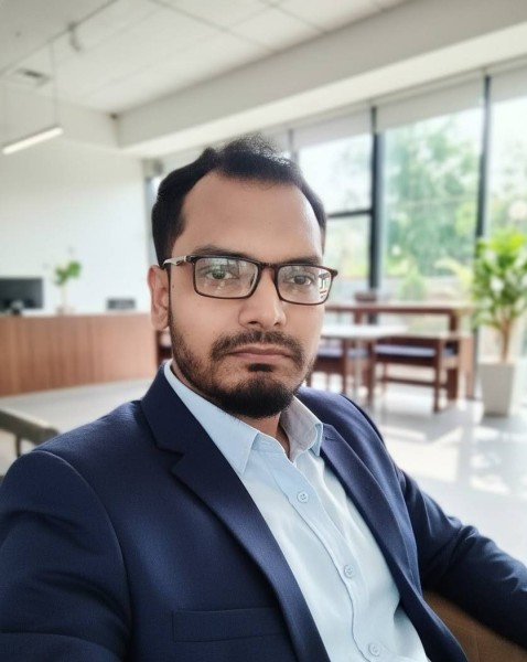Ahmed, 34, Lymm