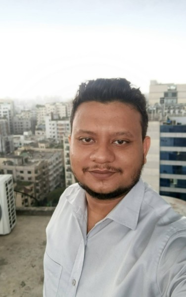Hasnain, 27, Plains
