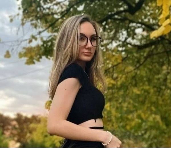Olivia, 27, Furth