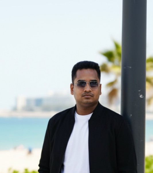 Akash, 30, Rosyth