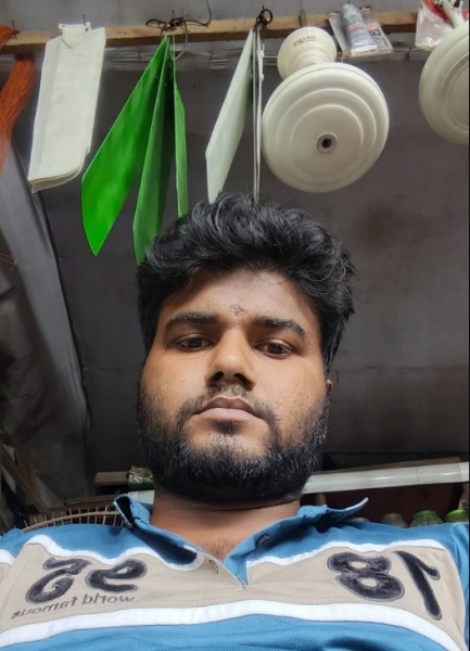 Santo, 24, Amhara