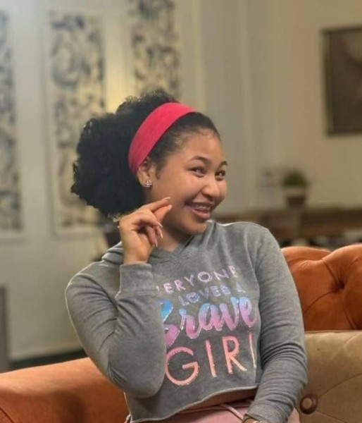 mary joshua, 22, Shurugwi