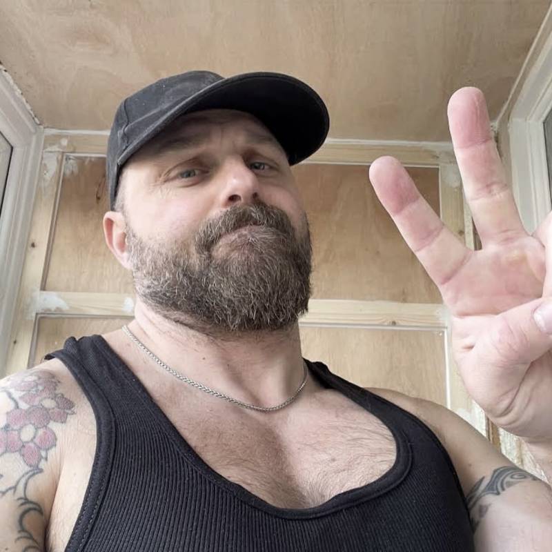 Ian, 42, Malhipur